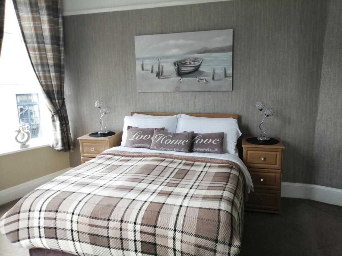 Burleigh Guest House Лландидно Экстерьер фото