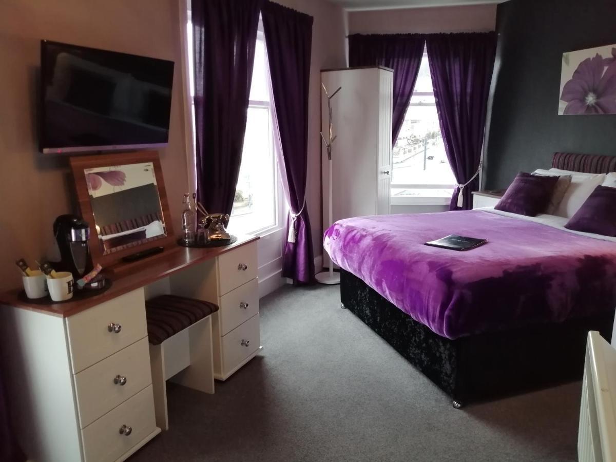 Burleigh Guest House Лландидно Экстерьер фото
